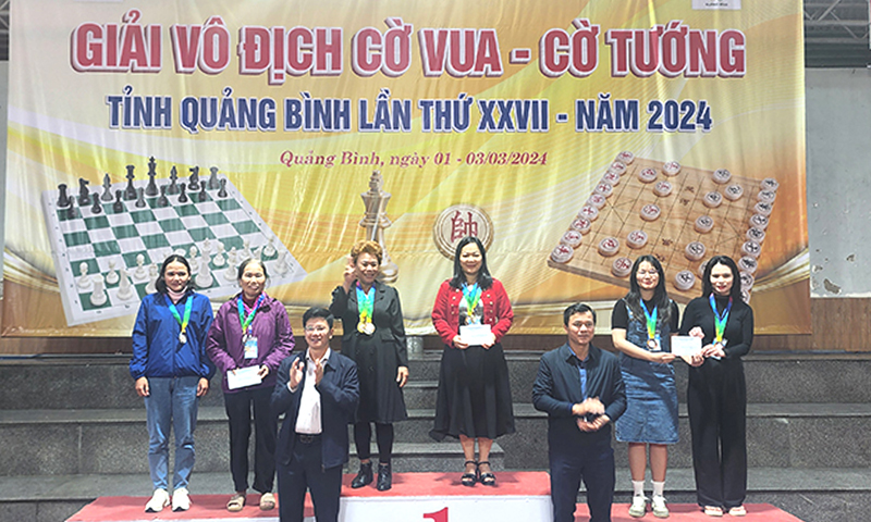 Vui xuân cùng cờ tướng