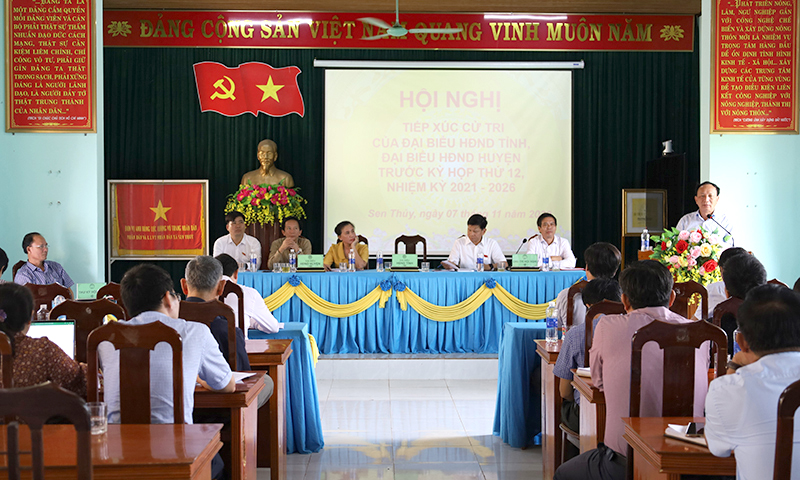 Đổi mới công tác dân vận chính quyền theo hướng sâu sát cơ sở