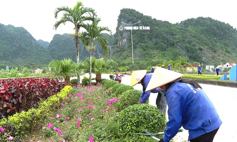 Làm đẹp quê hương di sản