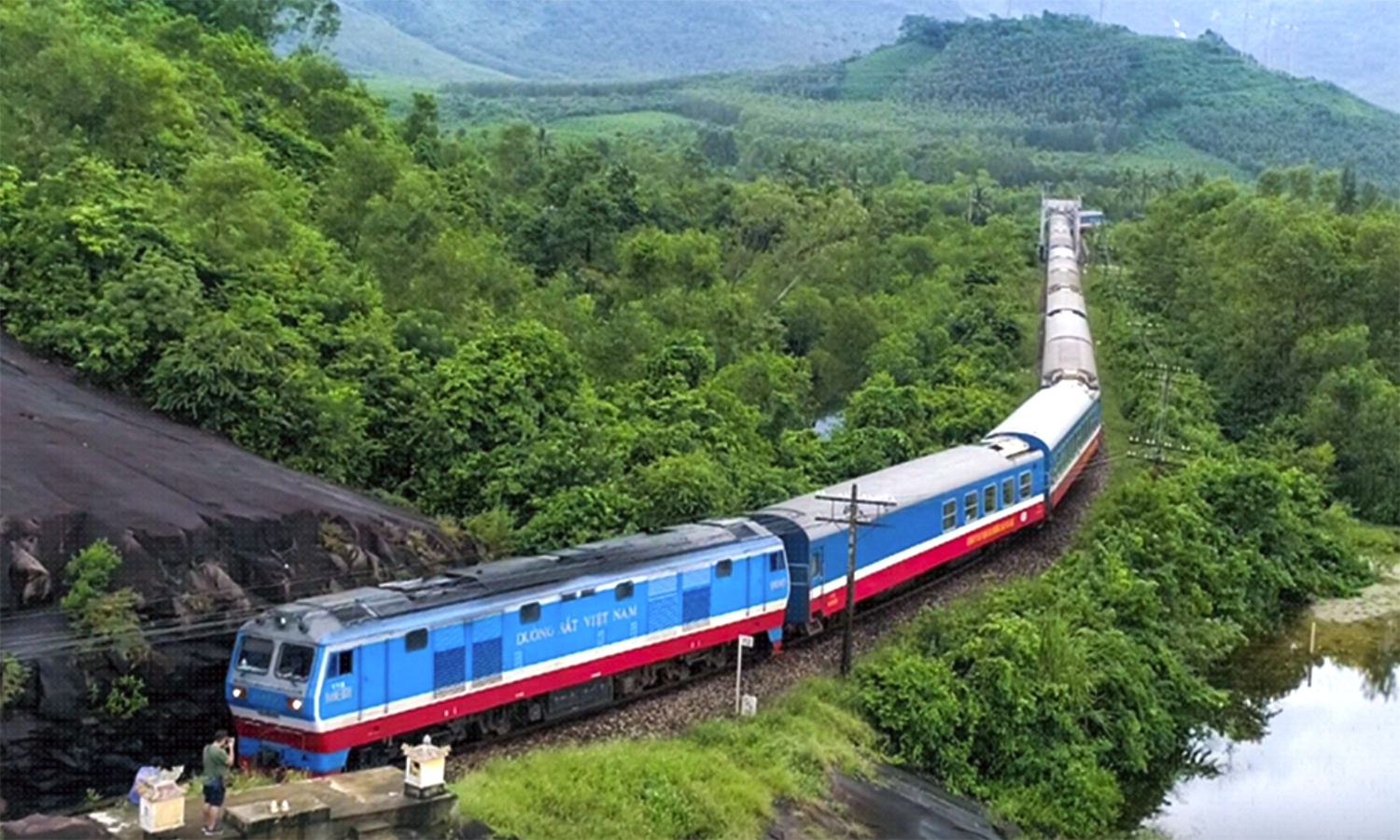 Thông báo tuyển lao động làm việc cho Liên doanh Ilsung-Đèo Cả