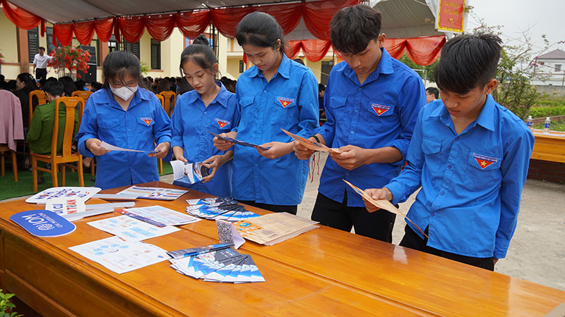 Thúc đẩy di cư an toàn và phòng, chống mua bán người