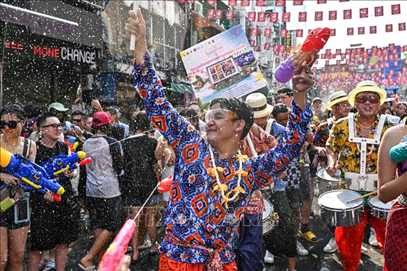 Thái Lan sôi động trong Tết té nước Songkran