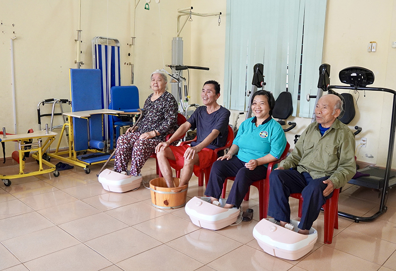 "Điểm tựa" tuổi xế chiều