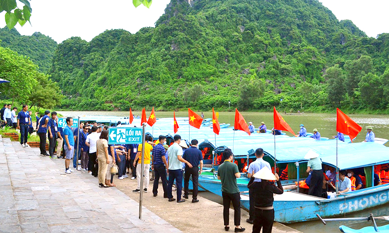 Bảo đảm trật tự an toàn giao thông dịp nghỉ lễ 30/4-1/5