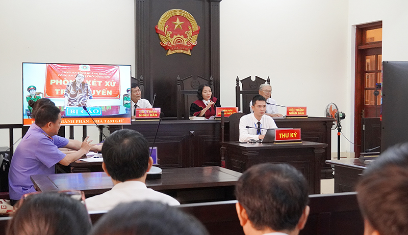Tuyên phạt 24 tháng tù đối tượng xúc phạm danh dự, nhân phẩm của các tổ chức, cá nhân