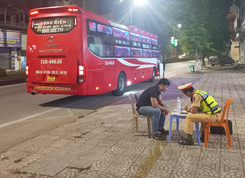 Phối hợp xử lý vi phạm về trật tự, an toàn giao thông