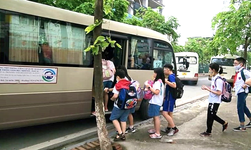 Lấp "khoảng trống" pháp luật về bảo vệ trẻ em khi tham gia giao thông