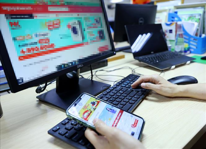 Chặn gian lận trong thương mại điện tử bằng giải pháp AI
