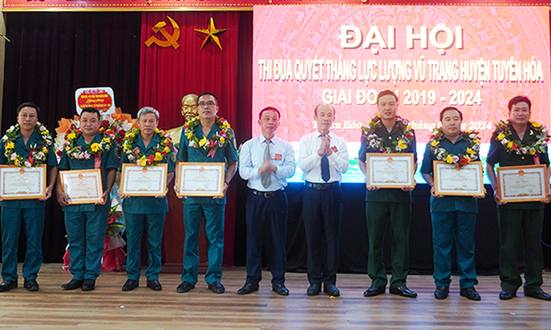 Đại hội thi đua quyết thắng lực lượng vũ trang huyện Tuyên Hóa