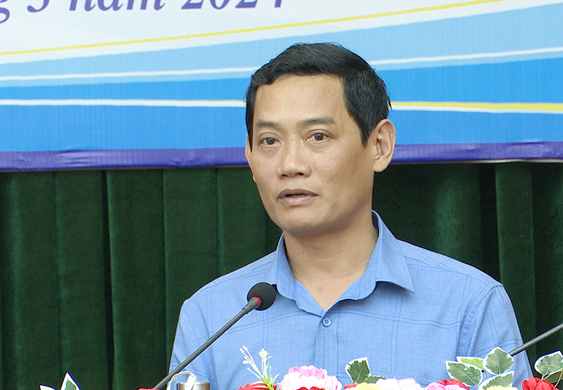 Phó Chủ tịch UBND TX. Ba Đồn Nguyễn Văn Tình điều hành UBND thị xã