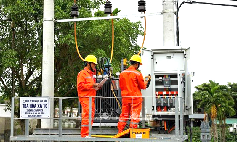 Bảo đảm cung ứng điện trong cao điểm năm 2024