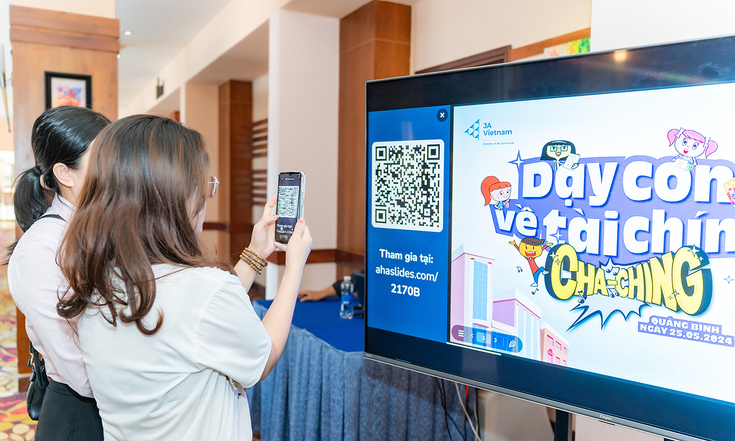 Prudential Việt Nam tổ chức hội thảo dành cho phụ huynh dạy con về tài chính cùng Cha-Ching
