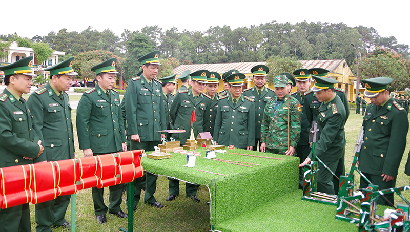 Lá cờ đầu trong phong trào thi đua Quyết thắng trên quê hương "Hai giỏi"