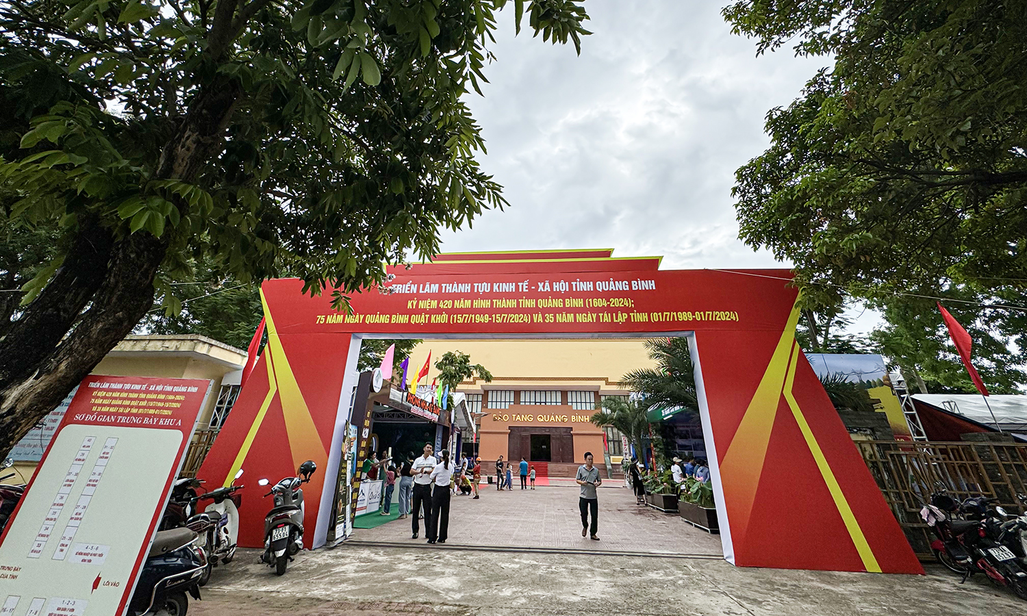 "Quảng Bình hào khí 420 năm"