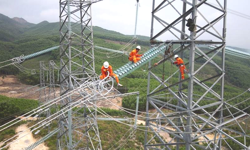 Tăng cường hỗ trợ thi công công trình đường dây 500kV mạch 3 Quảng Trạch-Phố Nối