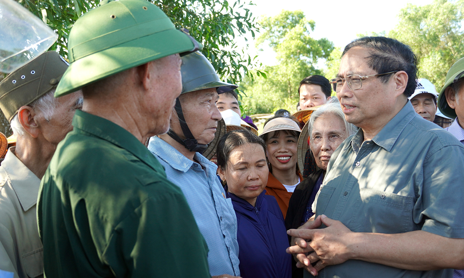Đồng chí Thủ tướng Chính phủ Phạm Minh Chính thăm các đơn vị, địa phương và người có công