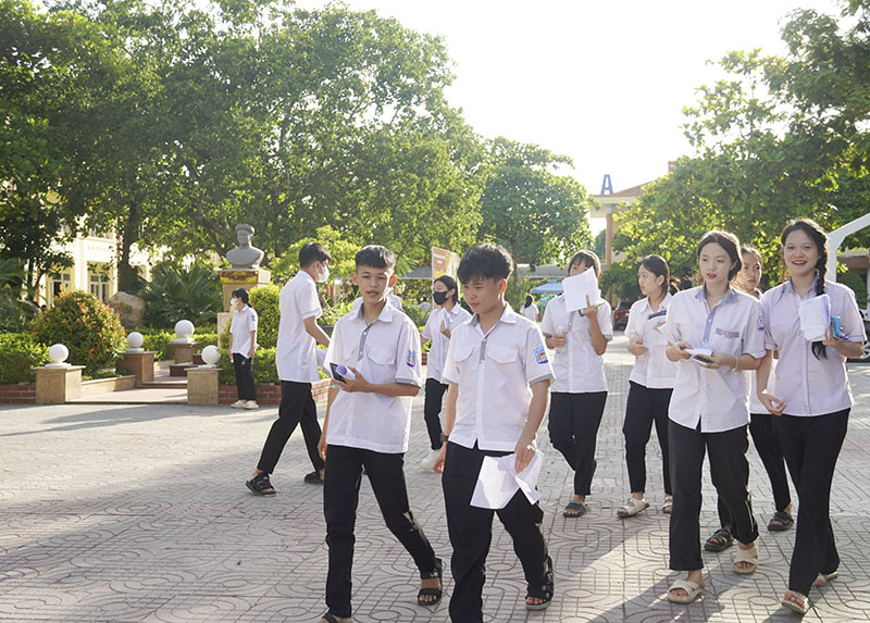 Kỳ thi tuyển sinh vào lớp 10 THPT năm học 2024-2025: An toàn, nghiêm túc