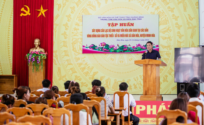 Xây dựng CLB sinh hoạt văn hóa dân gian vùng đồng bào dân tộc thiểu số