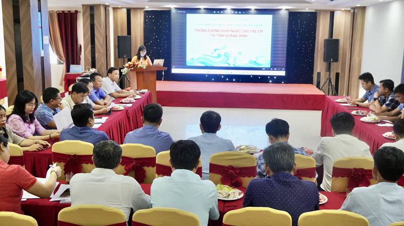 Phấn đấu có ít nhất 3.600 trẻ em từ 6-15 tuổi được dạy bơi an toàn