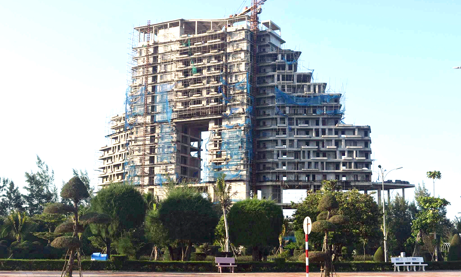 Nợ thuế, nhiều doanh nghiệp bị cưỡng chế trích tiền từ tài khoản