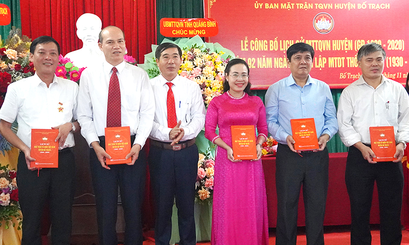 Phát huy sức mạnh khối đại đoàn kết toàn dân, xây dựng huyện Bố Trạch phát triển nhanh, bền vững