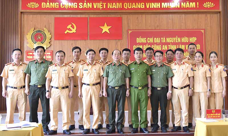Tiếp tục thực hiện hiệu quả các giải pháp bảo đảm trật tự, an toàn giao thông