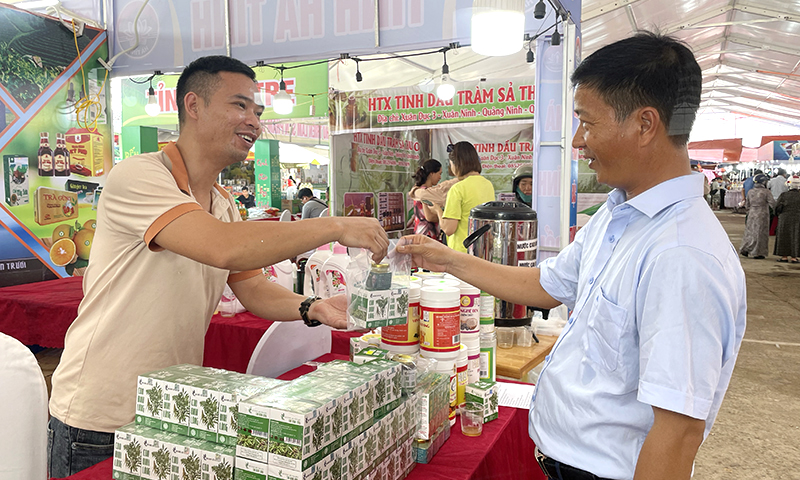 Thúc đẩy giao thương, tìm kiếm cơ hội hợp tác kinh doanh