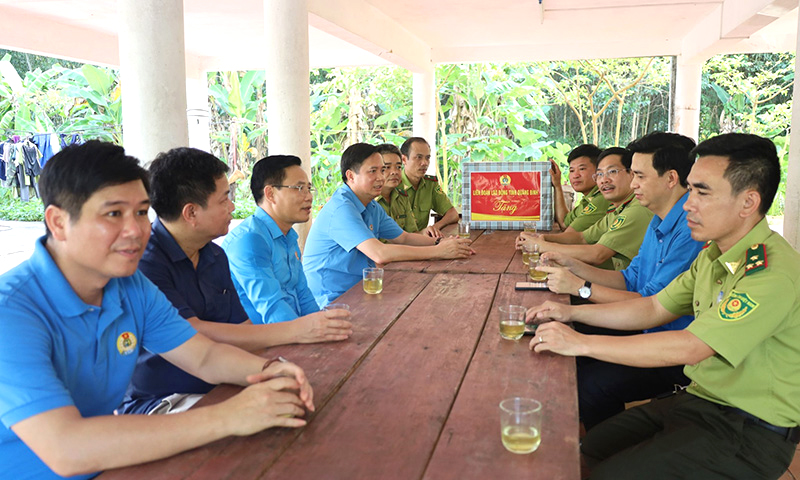 Nỗ lực chăm lo đời sống cho đoàn viên