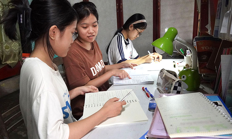 Mẹ sẽ luôn bên con...