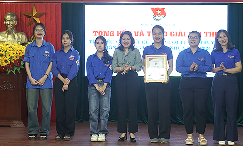 Tìm hiểu và thiết kế sản phẩm tuyên truyền phòng, chống rác thải nhựa