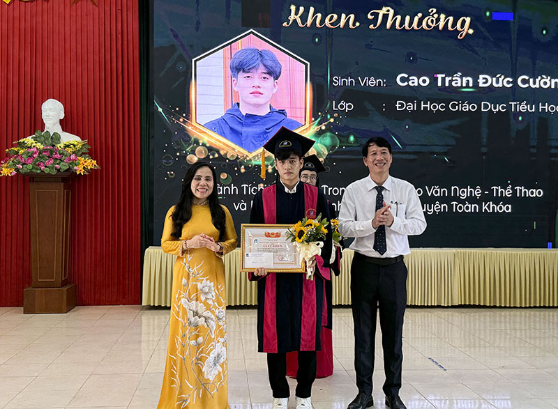 Chạm tới ước mơ