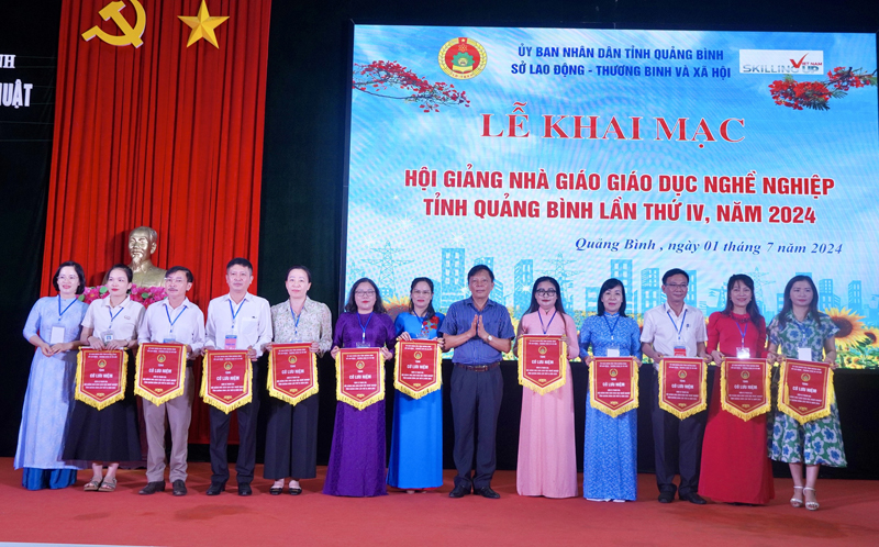 Khai mạc hội giảng nhà giáo giáo dục nghề nghiệp tỉnh năm 2024