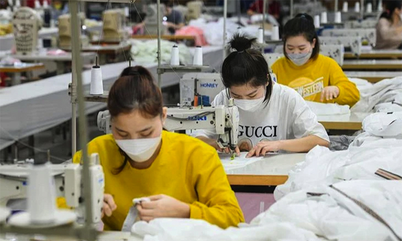 Phát triển giai cấp công nhân xứng tầm trong giai đoạn cách mạng mới