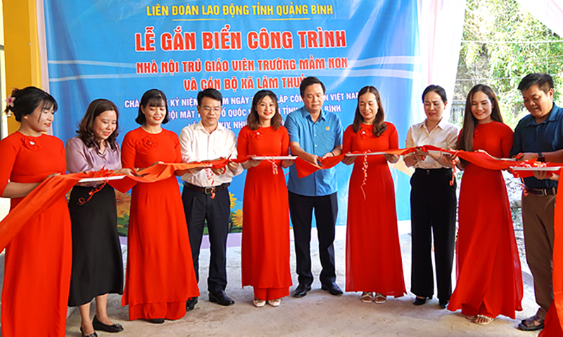 Khánh thành nhà nội trú giáo viên trường mầm non và cán bộ xã Lâm Thủy