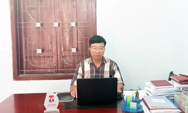 Người kết nối bản làng ở Thượng Hóa