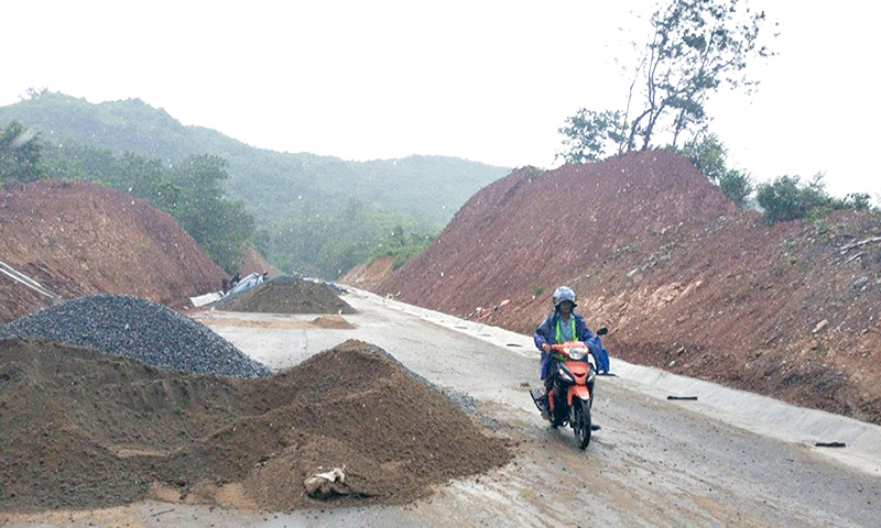 Gấp rút xử lý "điểm đen" trên Quốc lộ 12A