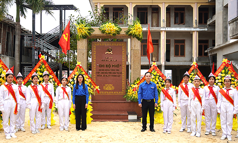 Gần 80 năm "Chi bộ Phố"
