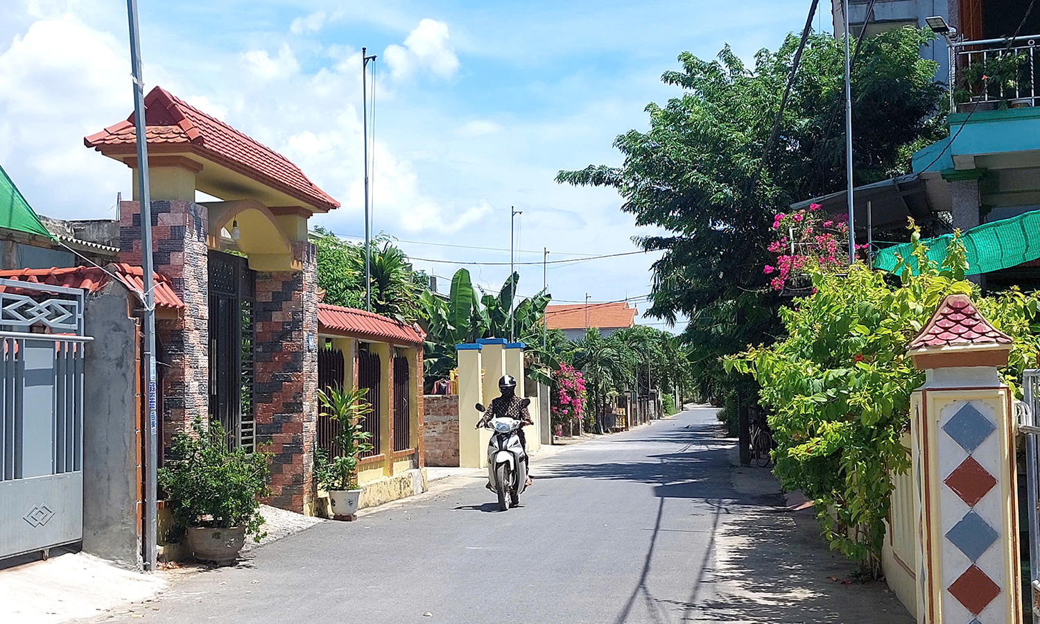 Lan tỏa khí thế xây dựng nông thôn mới nâng cao