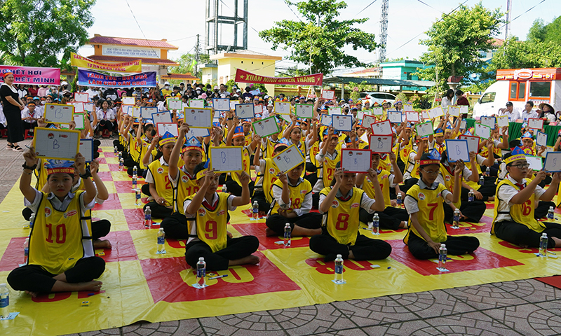 "Cùng em phòng, chống thiên tai, kiến tạo tương lai bền vững"