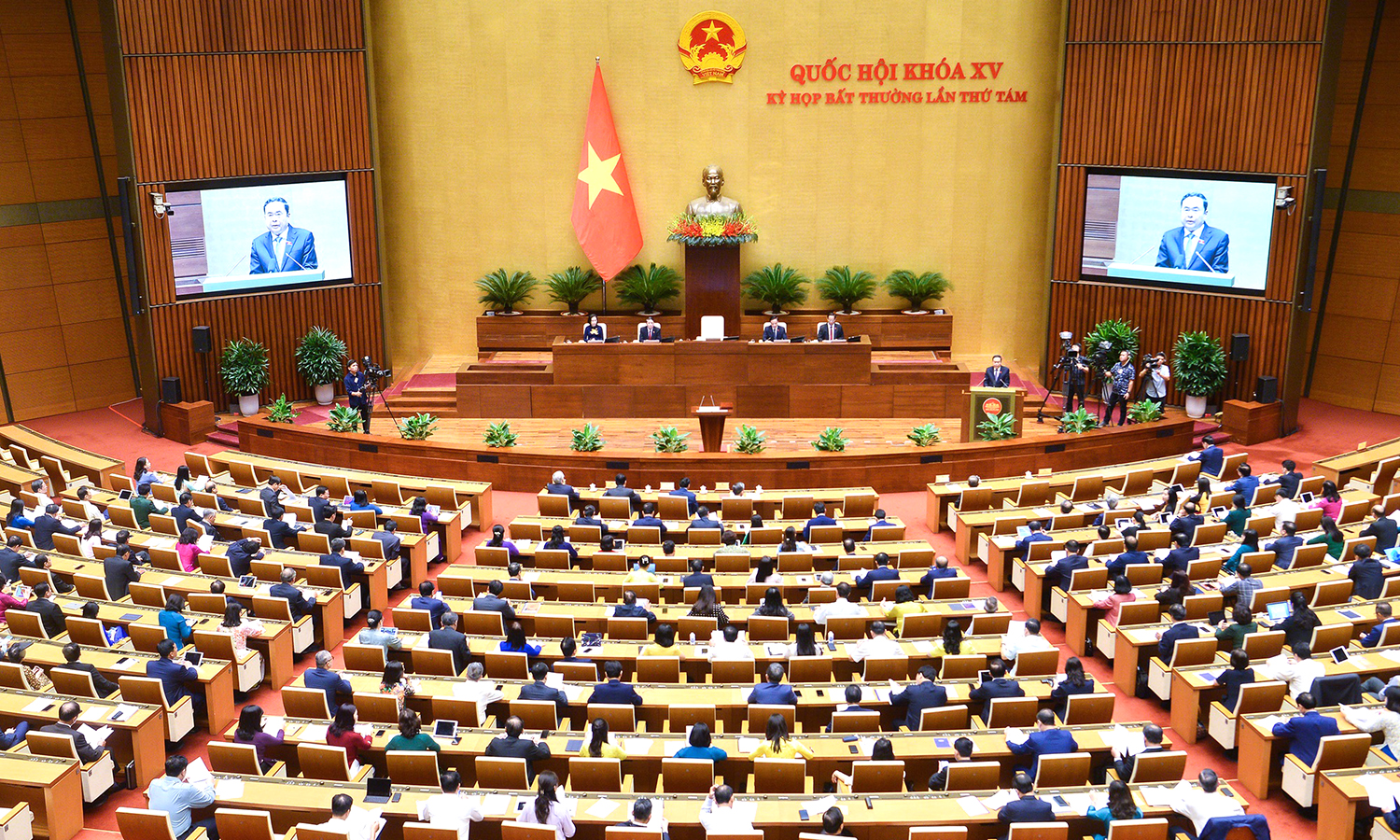 Công bố các nghị quyết của Quốc hội và Ủy ban Thường vụ Quốc hội khóa XV