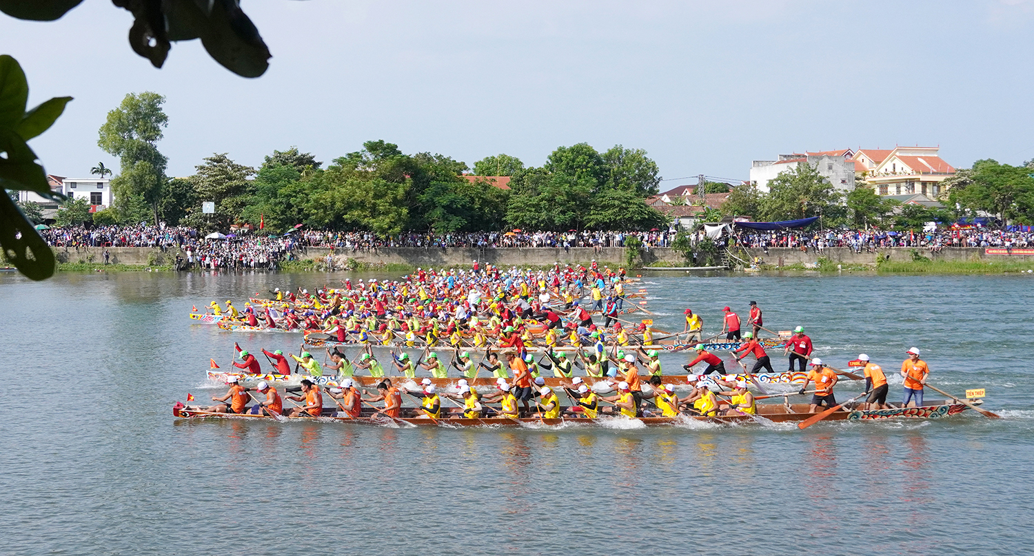 Rộn rã sông nước Kiến Giang