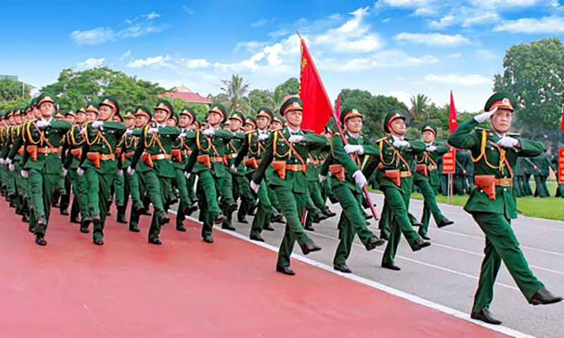 Sửa Luật Sĩ quan QĐND Việt Nam: Thống nhất quy định tuổi nghỉ hưu của nam, nữ sĩ quan bằng nhau