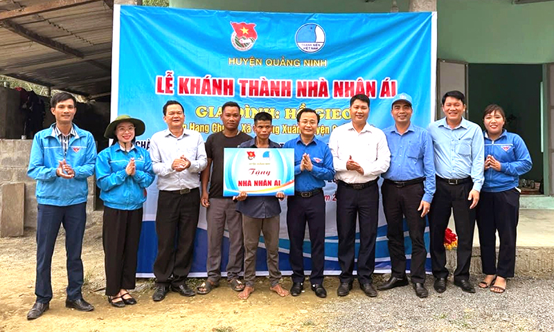 Góp sức trẻ xây dựng quê hương