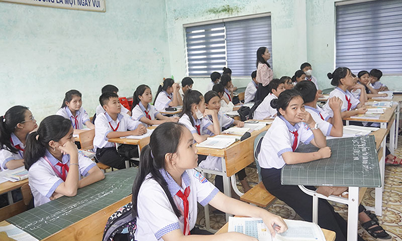 Học sinh nghỉ học từ chiều 19/9