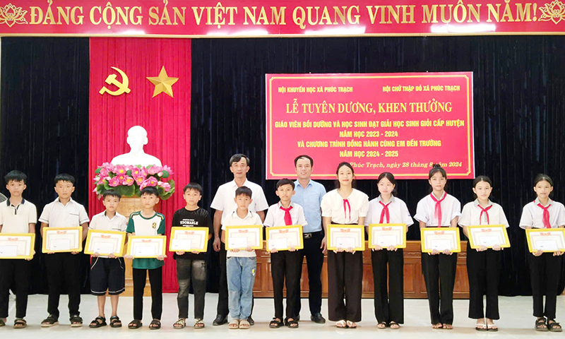 Khuyến học, khuyến tài đồng hành cùng giáo dục