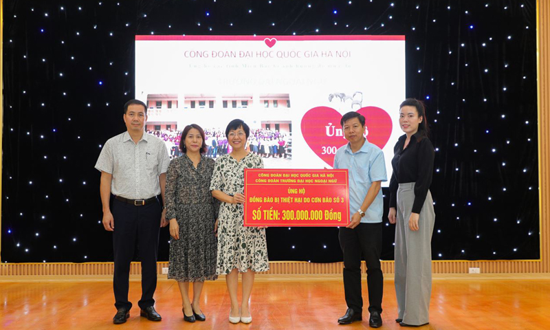 Nhiều trường đại học hủy khai giảng để ủng hộ đồng bào bị ảnh hưởng bởi bão, lũ