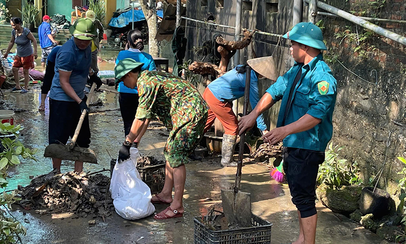 Mang yêu thương đến đồng bào miền Bắc