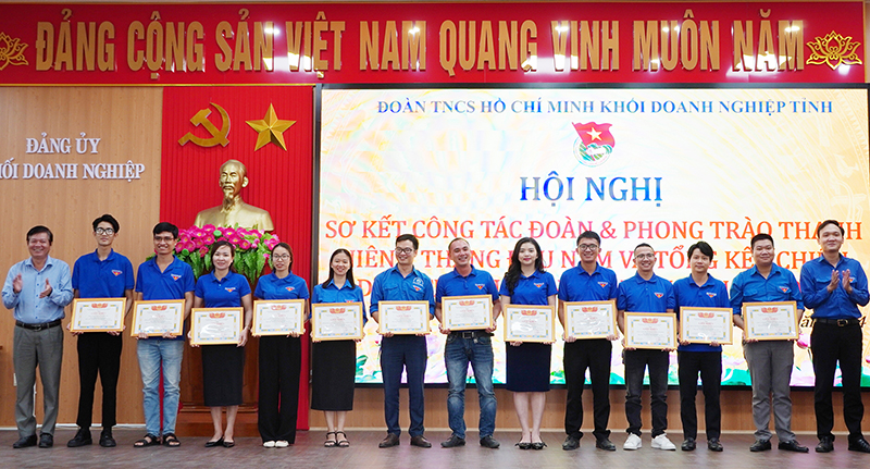 Tuổi trẻ Khối Doanh nghiệp thực hiện 65 công trình, phần việc ý nghĩa