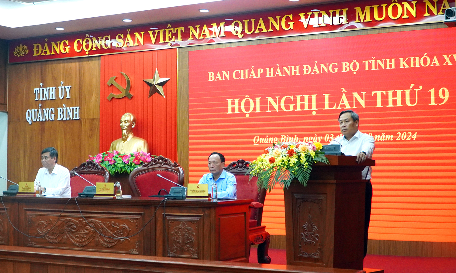 Hội nghị Ban Chấp hành Đảng bộ tỉnh lần thứ 19