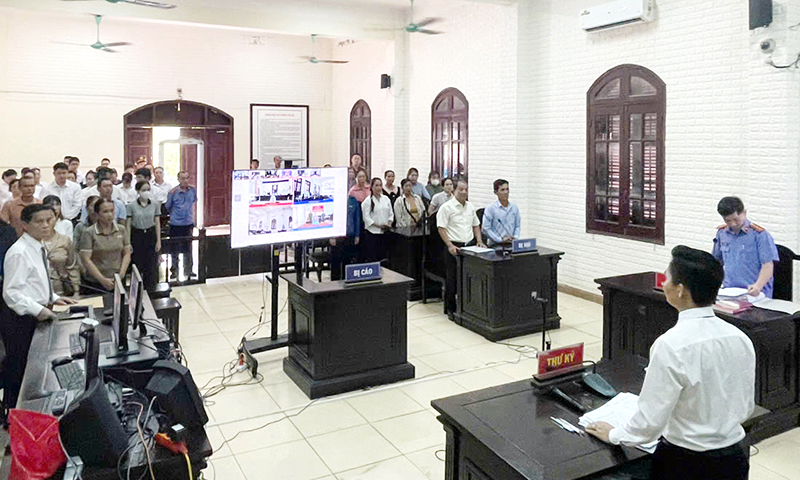 Nhiều lợi ích từ phiên tòa trực tuyến rút kinh nghiệm